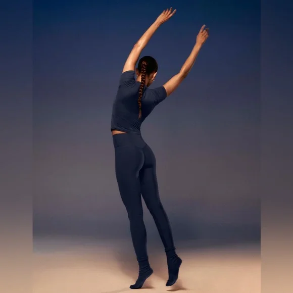 Spanx Smooth OnForm Leggings Timeless Navy Size Large Buttery Soft - Picture 3 of 16